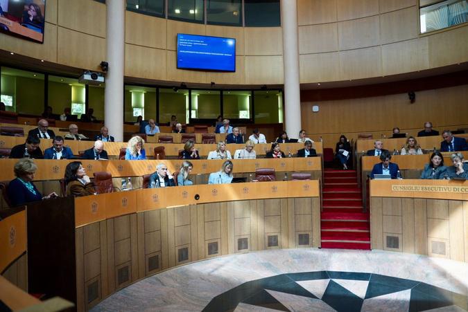 "L’enseignement immersif en Corse est menacé à très court terme" : Gilles Simeoni apporte son soutien à Scola Corsa