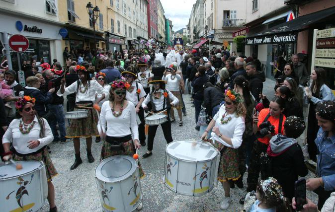 Corte - Retour très attendu de Sa Majesté carnaval les 25 et 26 avril ! Corte - Retour très attendu de Sa Majesté carnaval les 25 et 26 avril !