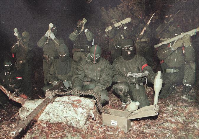 II - Création du FLNC : avant le 5 mai 1976, une île sous tension