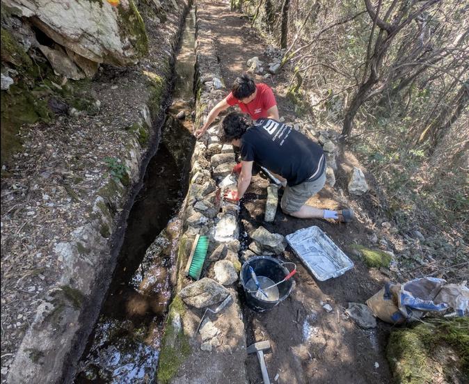 À Bastelica, l’eau recommence à couler : porté par une mobilisation collective, le canal de l’Àghjara renaît !