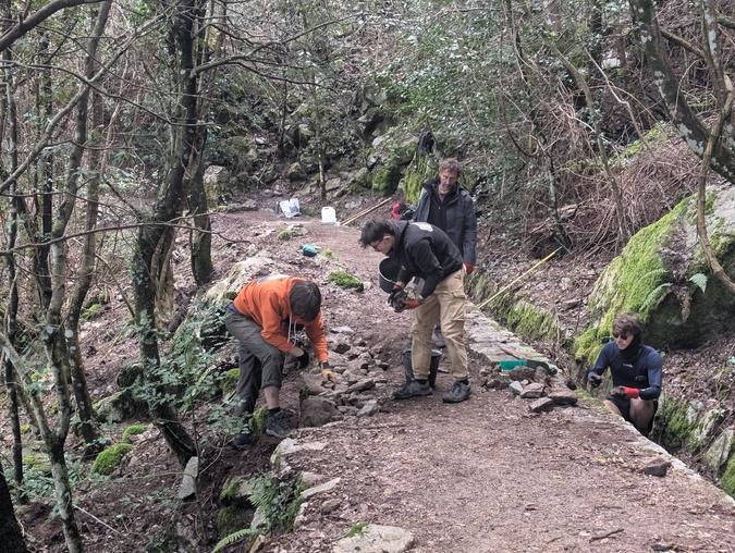 À Bastelica, l’eau recommence à couler : porté par une mobilisation collective, le canal de l’Àghjara renaît !