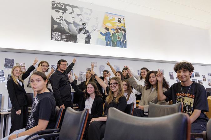 Bastia - Au lycée Jean-Nicoli, une fresque pour transmettre la mémoire de la Résistance Bastia - Au lycée Jean-Nicoli, une fresque pour transmettre la mémoire de la Résistance