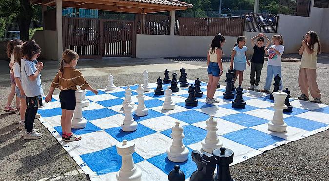 À Biguglia, les élèves découvrent les mathématiques autrement lors d’un mini salon éducatif À Biguglia, les élèves découvrent les mathématiques autrement lors d’un mini salon éducatif