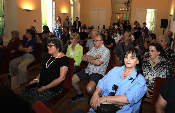 Corte - L’application "Memento Corte" a été présentée officiellement en mairie Corte - L’application "Memento Corte" a été présentée officiellement en mairie