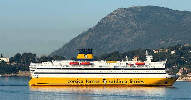 Le "Mega Serena" a fait sa première traversée entre Toulon et Bastia Le "Mega Serena" a fait sa première traversée entre Toulon et Bastia