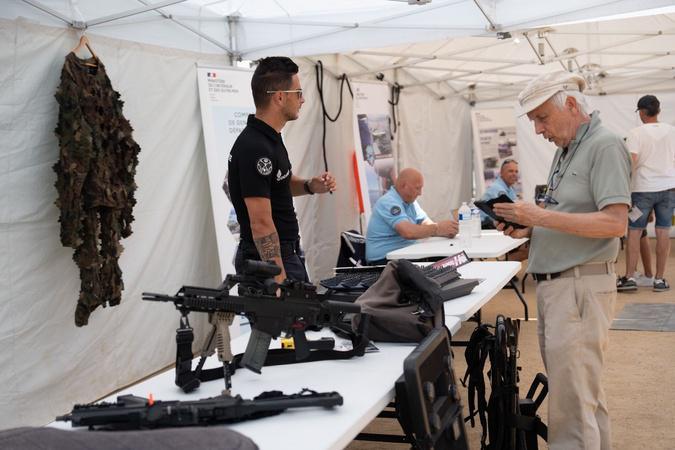 À Ajaccio, la gendarmerie sort des casernes et va à la rencontre des habitants À Ajaccio, la gendarmerie sort des casernes et va à la rencontre des habitants