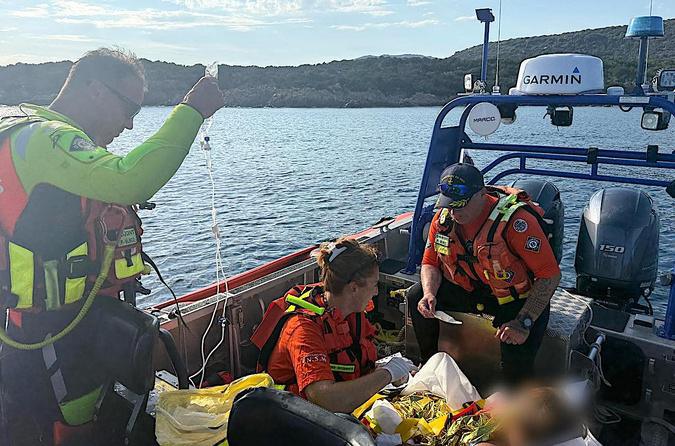Roccapina : un adolescent de 13 ans se blesse en plongeant de près de 3 m Roccapina : un adolescent de 13 ans se blesse en plongeant de près de 3 m