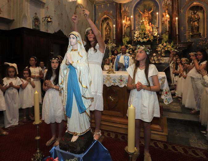 Le couronnement de la Vierge, une tradition immuable à Corte