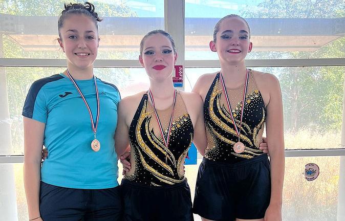 Natation artistique : le Fun Beluga Bastia brille à Istres avec plusieurs podiums nationaux