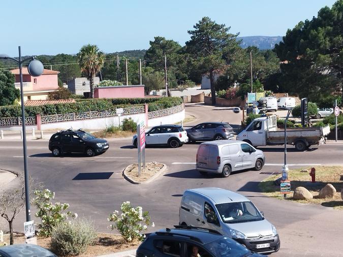 Un projet de rond-point à l’étude sur la T10, à hauteur de Lecci Un projet de rond-point à l’étude sur la T10, à hauteur de Lecci