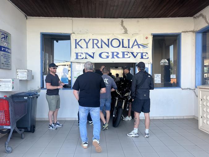 Kyrnolia : après un rendez-vous manqué à la mairie, les salariés durcissent le mouvement et annoncent une manifestation Kyrnolia : après un rendez-vous manqué à la mairie, les salariés durcissent le mouvement et annoncent une manifestation