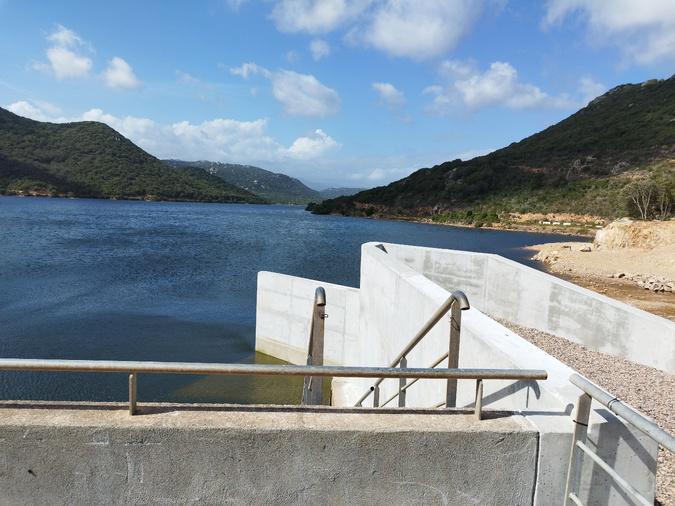 Le chantier du barrage de Figari progresse pour mieux affronter les futures sécheresses