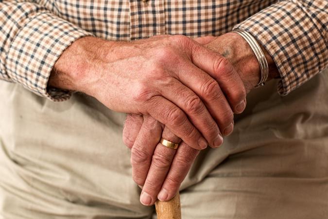 En Corse, l’Insee alerte sur les fragilités du maintien à domicile des seniors