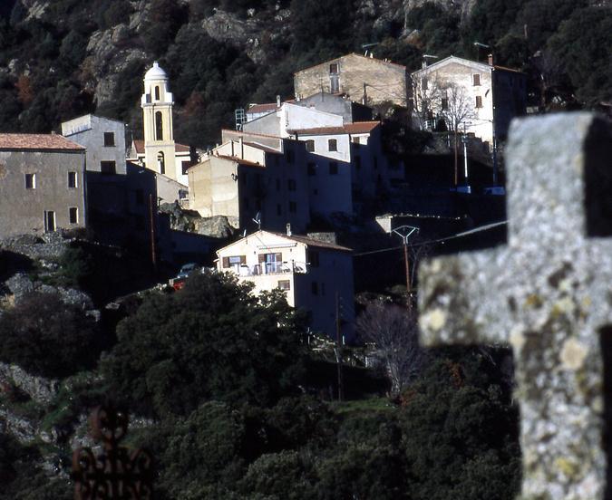Castiglione maintient la légende de sa grotte, A Sapara !
