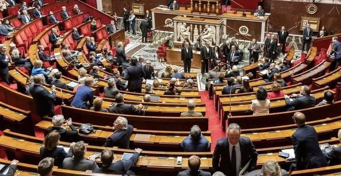 Autonomie de la Corse : L’article unique du projet de loi amendé et adopté sur fond de compromis Autonomie de la Corse : L’article unique du projet de loi amendé et adopté sur fond de compromis