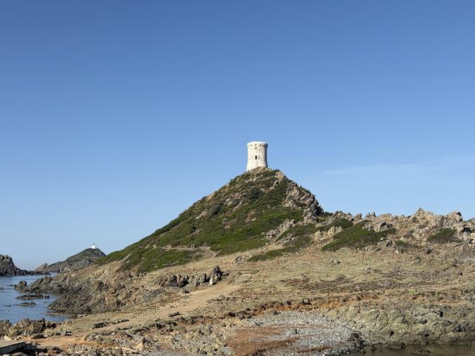 À Ajaccio, la tour de la Parata retrouve son éclat À Ajaccio, la tour de la Parata retrouve son éclat