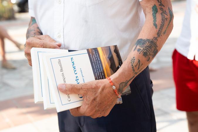 Avec son deuxième tome des Carnets corses, le cardinal Bustillo veut raconter « le potentiel lumineux » de la Corse Avec son deuxième tome des Carnets corses, le cardinal Bustillo veut raconter « le potentiel lumineux » de la Corse