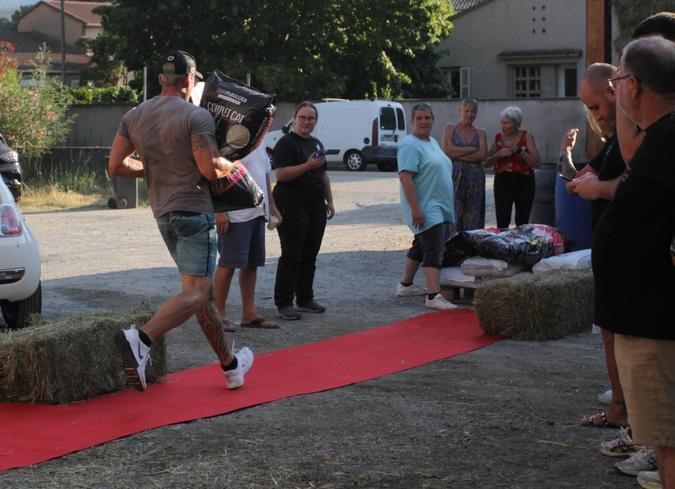 Ponte-Leccia : le Shop Run de Corsic'Aliment au service de la cause animale