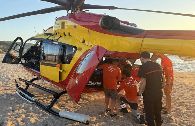 Double début de noyade sur la plage du Lido à Propriano : deux adolescentes secourues par la SNSM Double début de noyade sur la plage du Lido à Propriano : deux adolescentes secourues par la SNSM