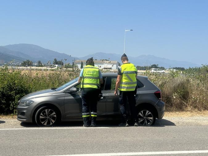 À Vescovato, un contrôle routier pour rappeler la “tolérance zéro” face aux comportements à risque À Vescovato, un contrôle routier pour rappeler la “tolérance zéro” face aux comportements à risque