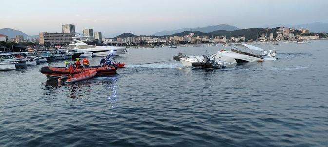 Ajaccio : Une vedette de 17 mètres victime d'une importante voie d'eau au large des Sanguinaires Ajaccio : Une vedette de 17 mètres victime d'une importante voie d'eau au large des Sanguinaires