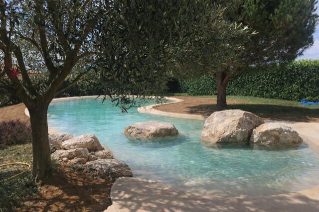 NaturaSwim Corsica : des piscines inspirées des paysages corses