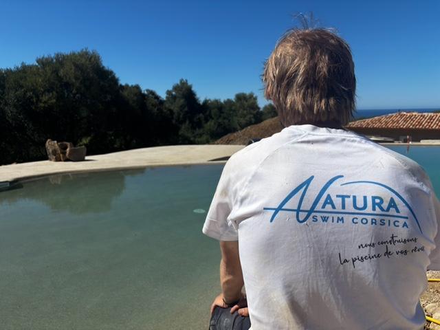 NaturaSwim Corsica : des piscines inspirées des paysages corses NaturaSwim Corsica : des piscines inspirées des paysages corses
