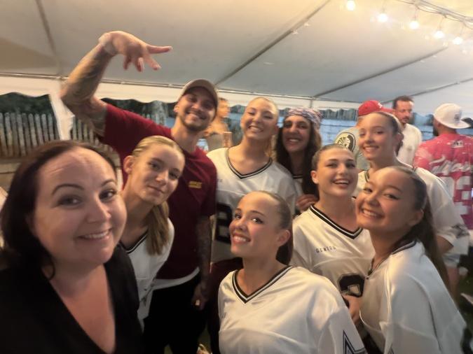 Ajaccio : le Studio Ten’Danse termine une saison riche en succès aux côtés de Billy Crawford Ajaccio : le Studio Ten’Danse termine une saison riche en succès aux côtés de Billy Crawford