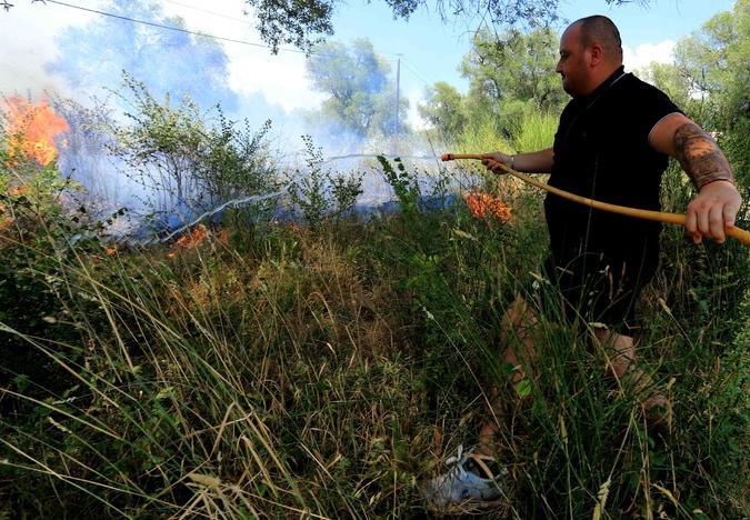 Corte - Le feu crée la panique dans le lotissement « Les Oliviers » Corte - Le feu crée la panique dans le lotissement « Les Oliviers »