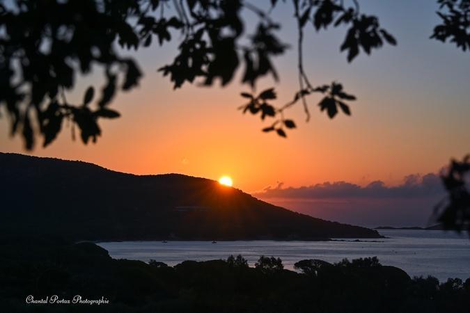 A màghjina - Quandu spunta u soli in Palumbaghja