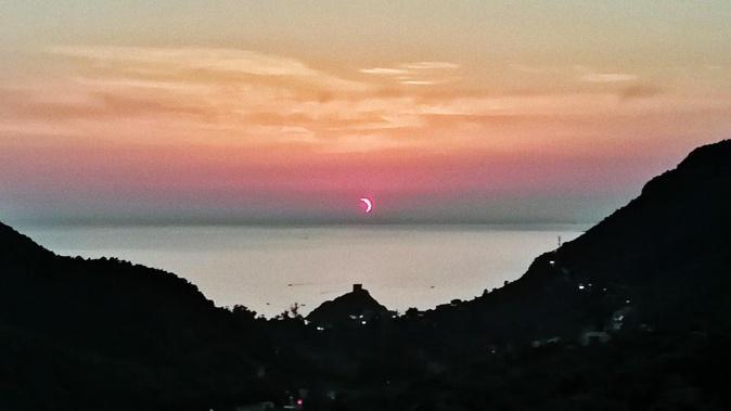 EN IMAGES - La Corse au rendez-vous de l’éclipse solaire