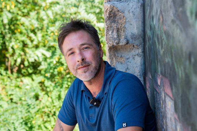 Adrien Martinetti, peindre la Corse pour y faire naître de l’espoir Adrien Martinetti, peindre la Corse pour y faire naître de l’espoir