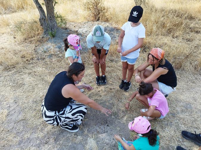 A l'Alma Salvatica, des enfants de Porto-Vecchio ont mis leur nez dans les plantes du maquis