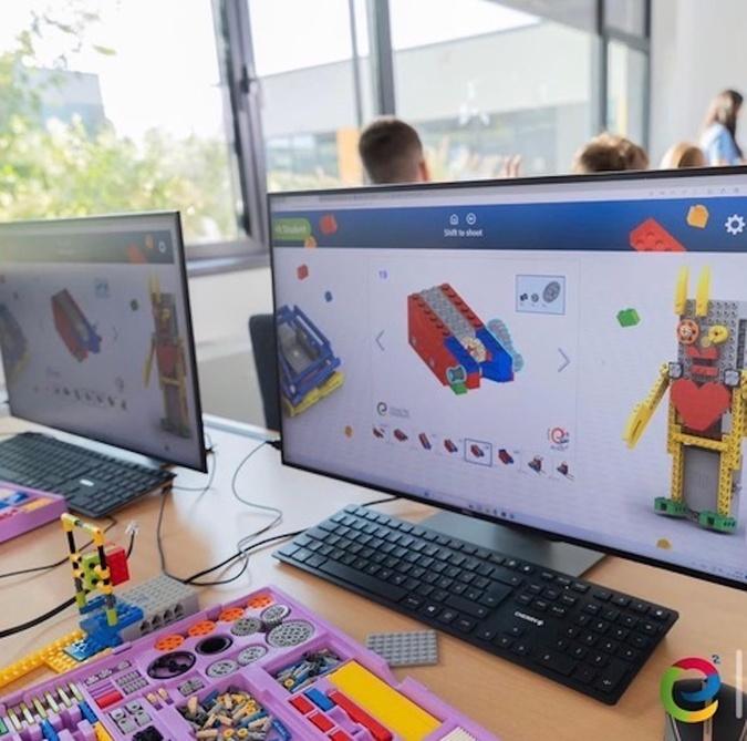 La robotique dès 4 ans : en Corse, une nouvelle façon d’apprendre pour préparer les enfants aux métiers de demain La robotique dès 4 ans : en Corse, une nouvelle façon d’apprendre pour préparer les enfants aux métiers de demain