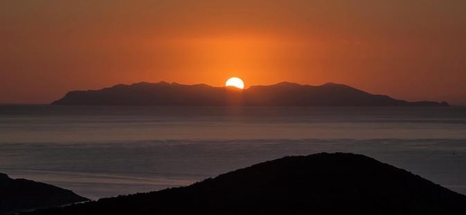 A màghjina - Capraia, quandu nasce u sole