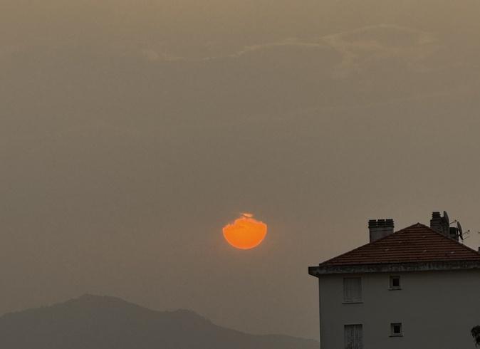 Les poussières désertiques continuent de dégrader la qualité de l’air en Corse ce vendredi