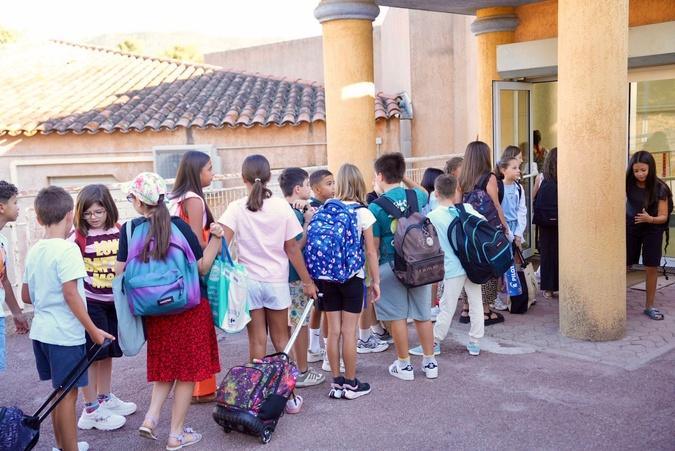 À Mezzavia, une rentrée entre retrouvailles, cartables neufs et envie d’apprendre À Mezzavia, une rentrée entre retrouvailles, cartables neufs et envie d’apprendre