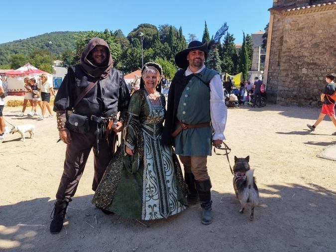 Costumes, canicule et chevaliers : à Levie, les Médiévales persistent dans le succès Costumes, canicule et chevaliers : à Levie, les Médiévales persistent dans le succès