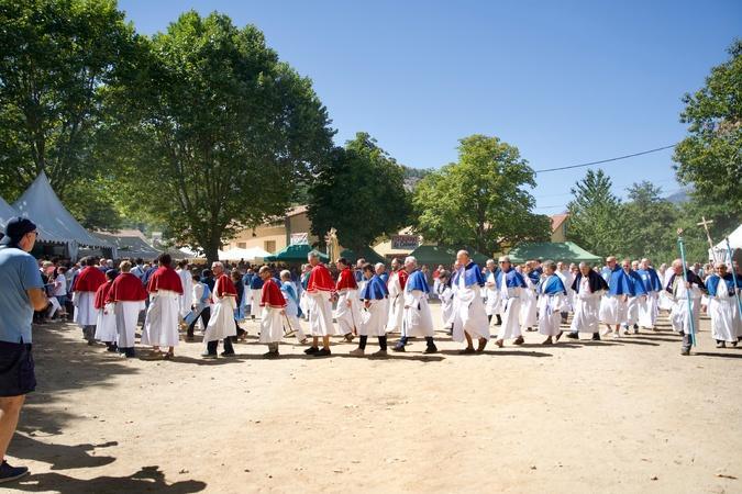 EN IMAGES - À Casamaccioli, des milliers de fidèles réunis pour célébrer a Santa di u Niolu