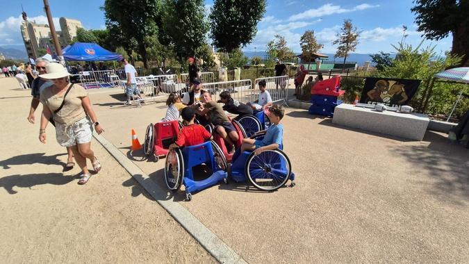 À Ajaccio, Sette in Carritellu fait du touch rugby fauteuil un terrain d’inclusion À Ajaccio, Sette in Carritellu fait du touch rugby fauteuil un terrain d’inclusion