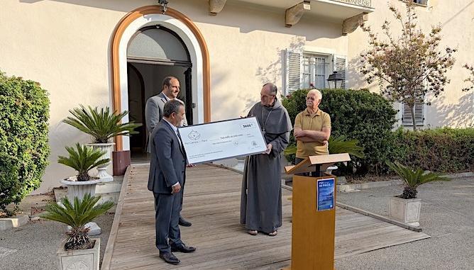 Logement social : à Ajaccio, Per Campà In Pace remet un premier chèque de 3 600 euros Logement social : à Ajaccio, Per Campà In Pace remet un premier chèque de 3 600 euros