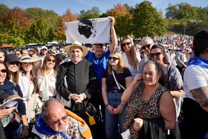 EN IMAGES - Près de 200 pèlerins corses à Lourdes à la rencontre du Pape Léon XIV
