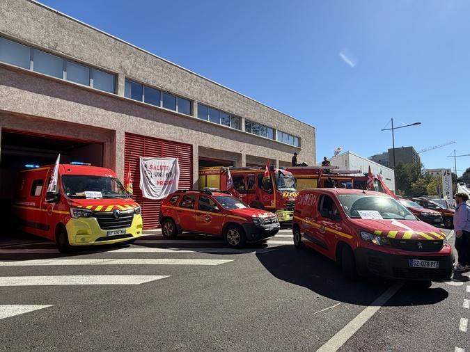 À Bastia, les sapeurs-pompiers mobilisés pour réclamer davantage de moyens en Corse À Bastia, les sapeurs-pompiers mobilisés pour réclamer davantage de moyens en Corse