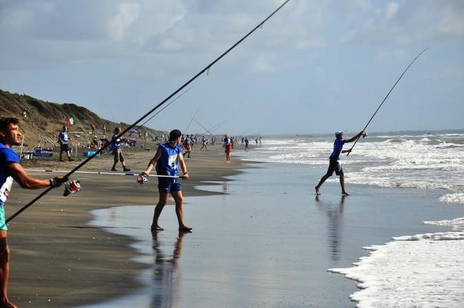 Pêche sportive : 33 ans après, le championnat de France de surfcasting revient en Corse Pêche sportive : 33 ans après, le championnat de France de surfcasting revient en Corse