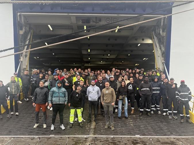 Grève à la Corsica Linea : le Massalia bloqué, le mouvement reconduit Grève à la Corsica Linea : le Massalia bloqué, le mouvement reconduit