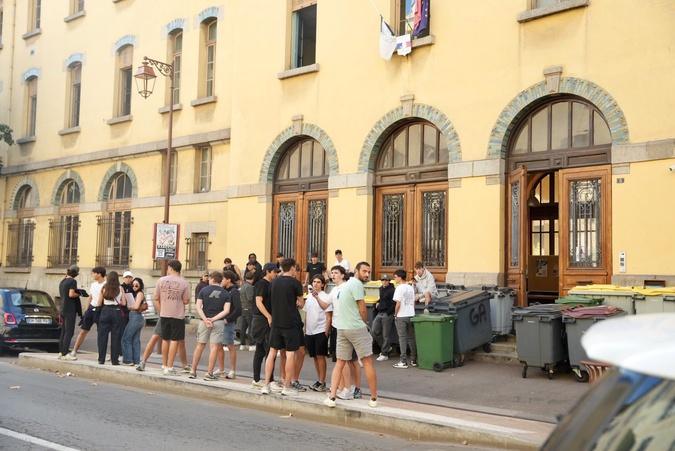 Après les blocages de jeudi, quelle situation dans les lycées corses ce vendredi ? Après les blocages de jeudi, quelle situation dans les lycées corses ce vendredi ?