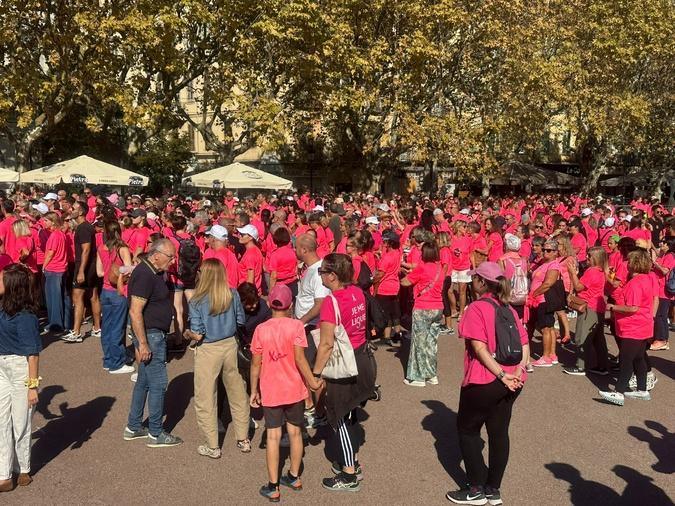 Octobre Rose : Près de 1 500 personnes dans les rues de Bastia pour A Bastiaccia Octobre Rose : Près de 1 500 personnes dans les rues de Bastia pour A Bastiaccia