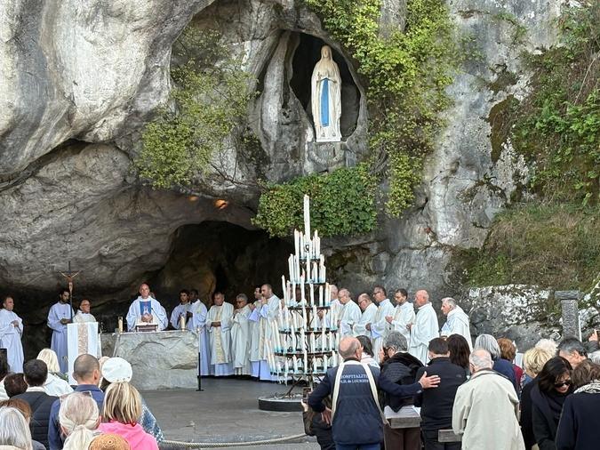 Lourdes : les journées chargées des pèlerins corses Lourdes : les journées chargées des pèlerins corses