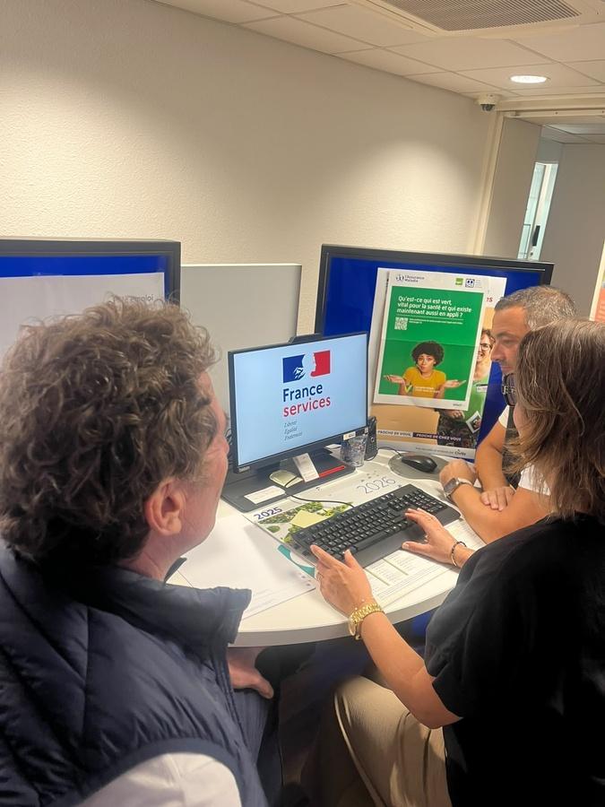 Au bureau de poste d’Aléria, France services joue collectif Au bureau de poste d’Aléria, France services joue collectif