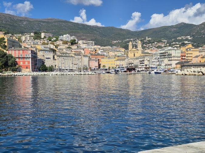 A màghjina - Bastia à fior d’acqua